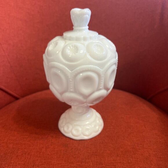 Vintage Moon and Stars Milk Glass Compote Jar with Lid - LE Smith 1960s - Picture 3 of 14